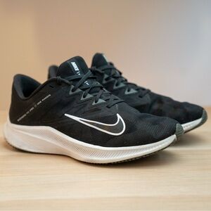 Nike Quest Running Shoes